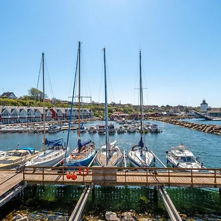 Front In Διαμέρισμα *