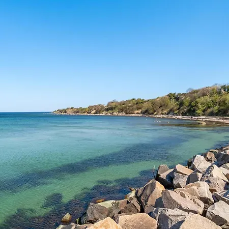 Διαμέρισμα Front In *